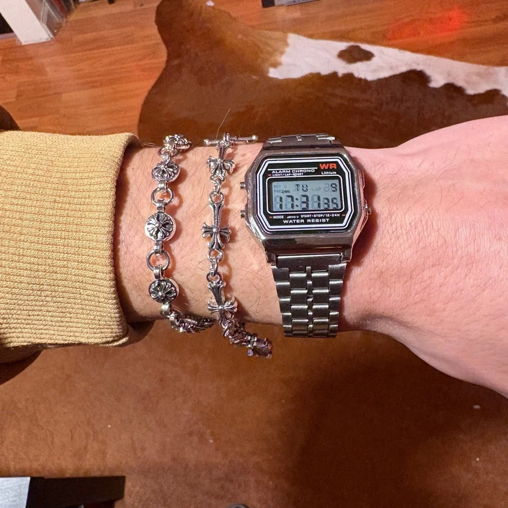 Digital Silver Watch Casio Style 2000s Vintage